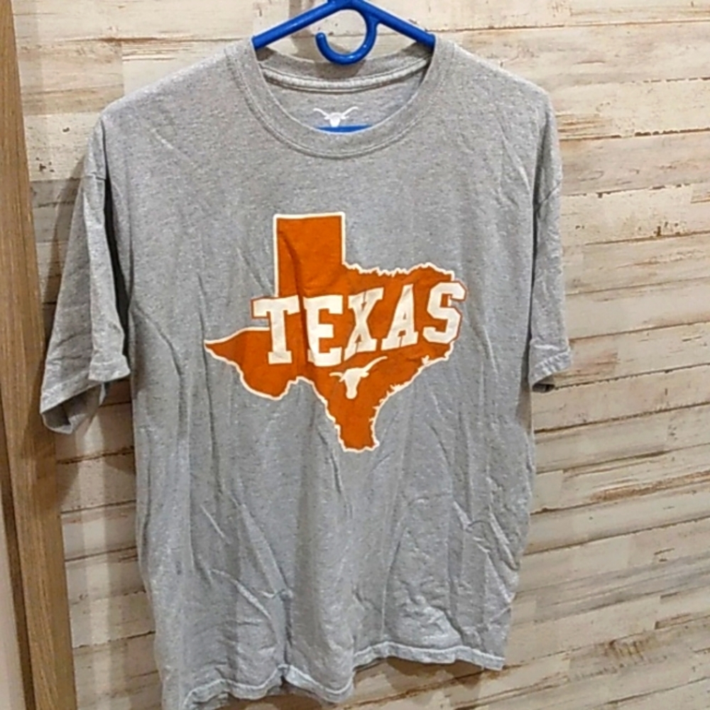 Athletic Apparel men's tee.  Box 82